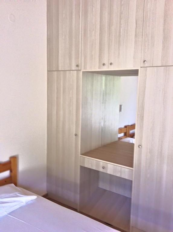 Gorgona Apartments & Studios Ипсос Экстерьер фото